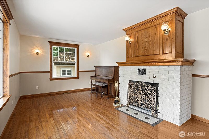 5th image of 3703 Chestnut Avenue