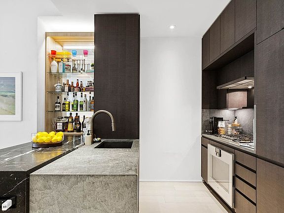 5th image of 130 William St APT 14B