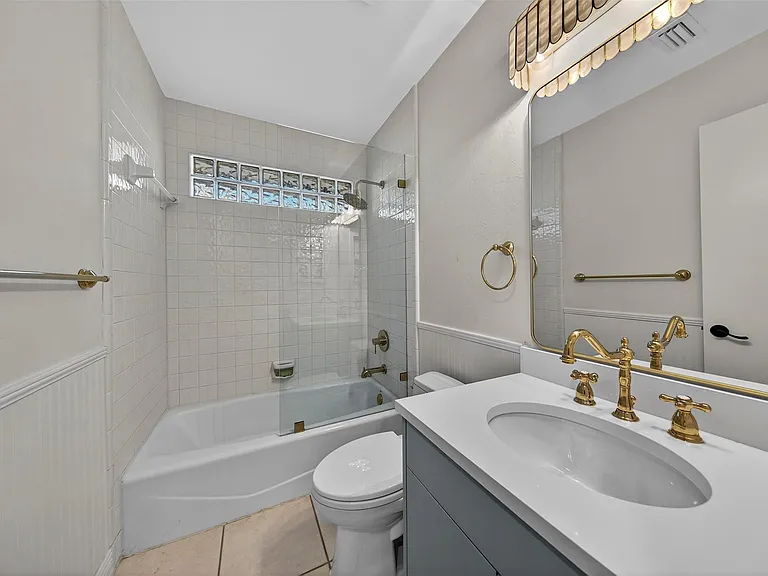 1505 SE 11th St — Photo 70