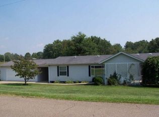 72223 Barylak Rd, Flushing, OH 43977