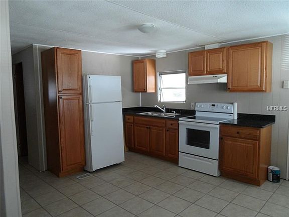 2nd image of 6015 106th Ave