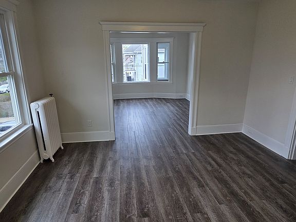 4th image of 50-52 Wilshire St #2