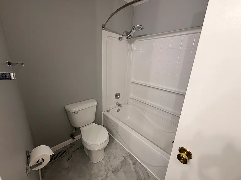 2307 Brighton Dr — Photo 29