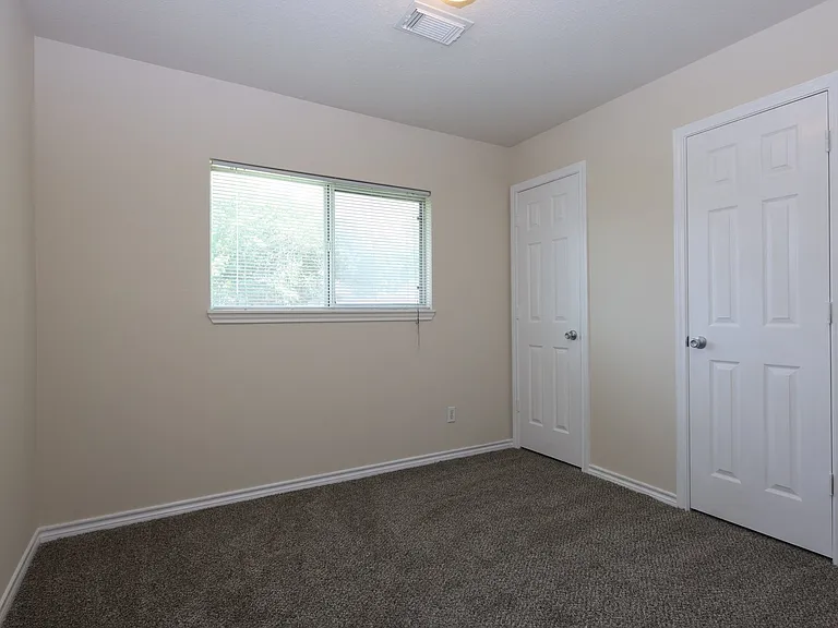 402 Trichelle St #A — Photo 11