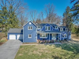 276 Cherry Ln, Suffern, NY 10901