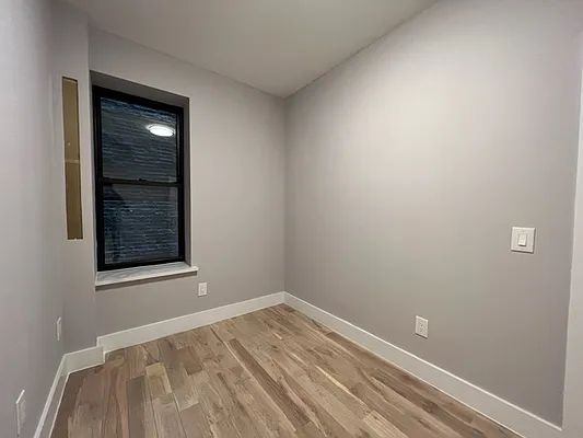 Rented by REAL New York | media 6