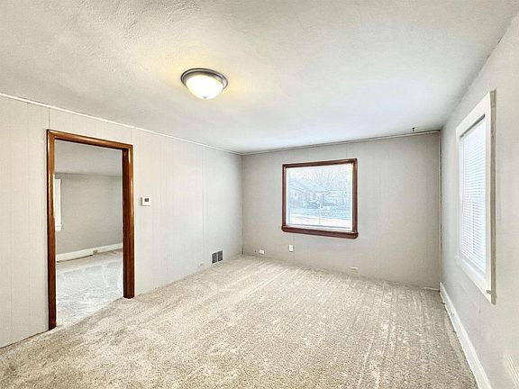 3rd image of 1201 Johnson Street