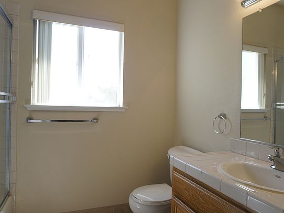 4th image of 3845 Blackford Ave Unit 201