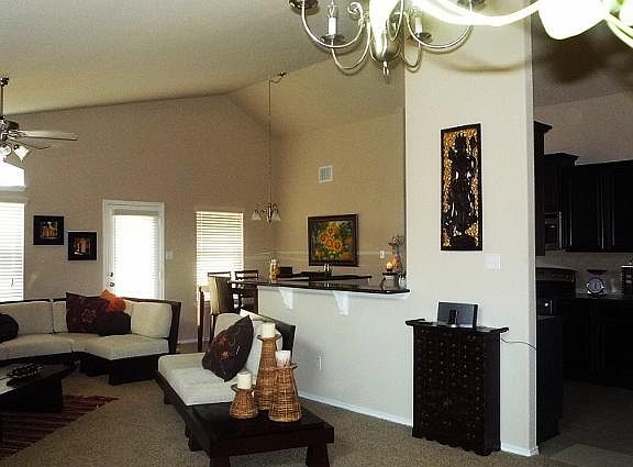 5th image of 6804 Golden Oak Ln
