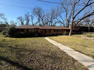 3221 W Avenue R, Temple, TX 76504