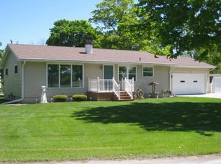 210 East St, Sebewaing, MI 48759