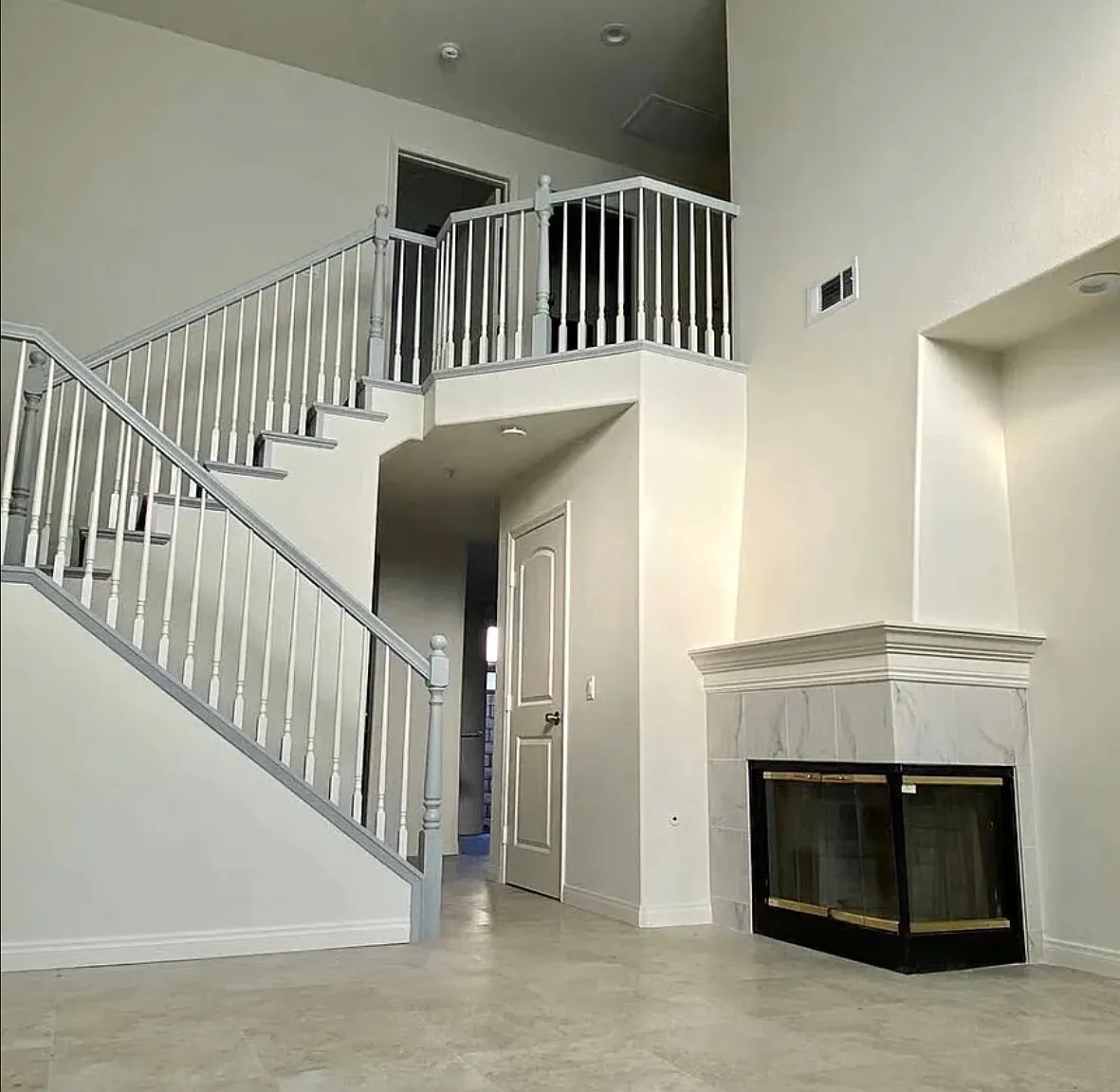 809 W Duarte Rd — Photo 1