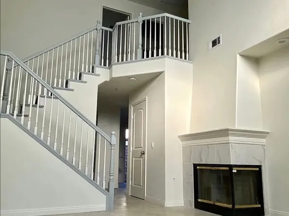 809 W Duarte Rd, Monrovia, CA 91016