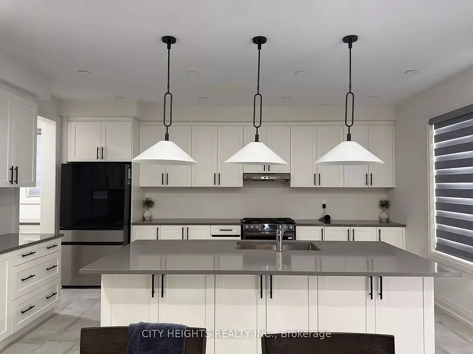 54 Marigold Blvd #1