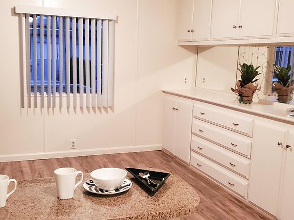 2nd image of 900 Henderson Ave #127