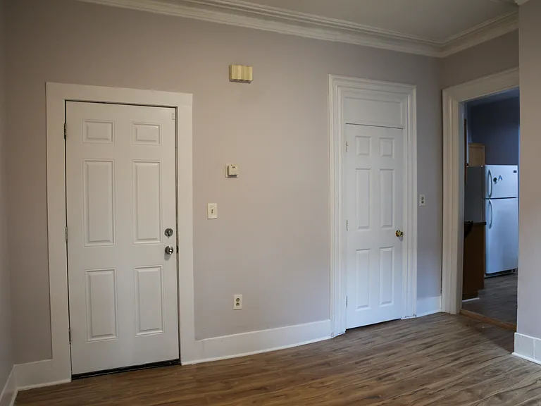 43 Clifford St #1 — Photo 2