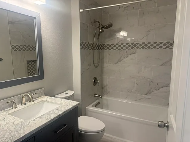 1001 Via Capri Ln #201 — Photo 20