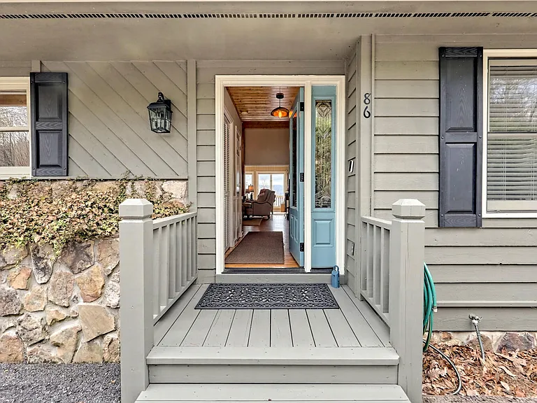 86 Alex Mountain Dr — Photo 3