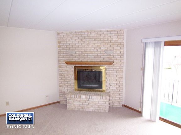5th image of 9086 Del Prado Dr APT 1W