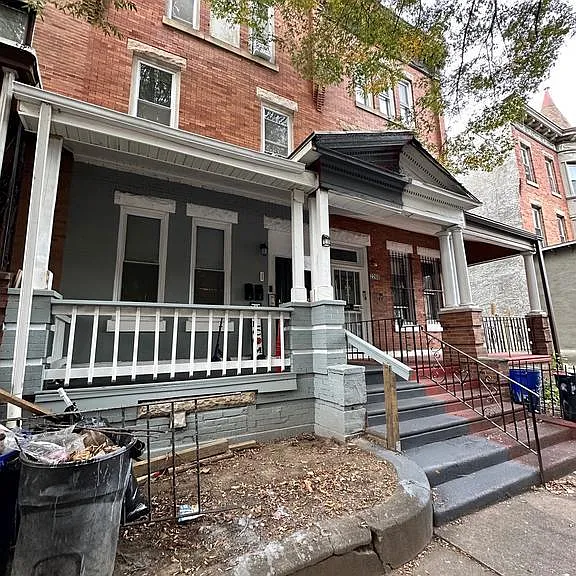 2258 N Park Ave — Photo 1