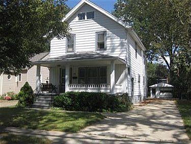 1st image of 281 Roosevelt Ave
