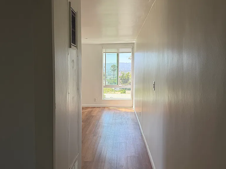 952 Maltman Ave #11 — Photo 6