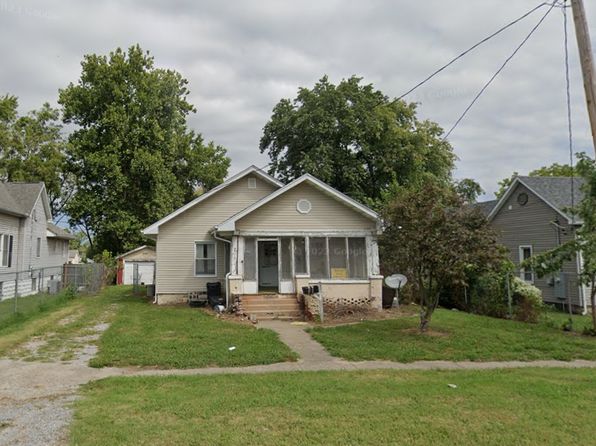 205 E Saint Louis St