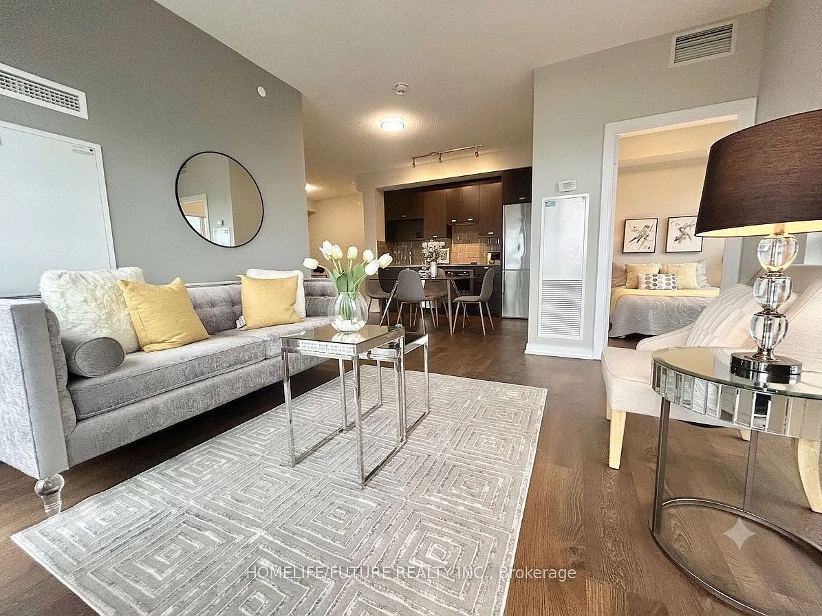 3 bed, $2,800 — Photo 2