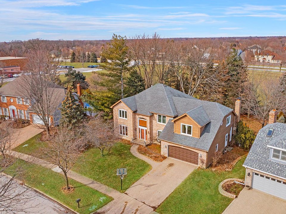 1st image of 575 Apple River Dr