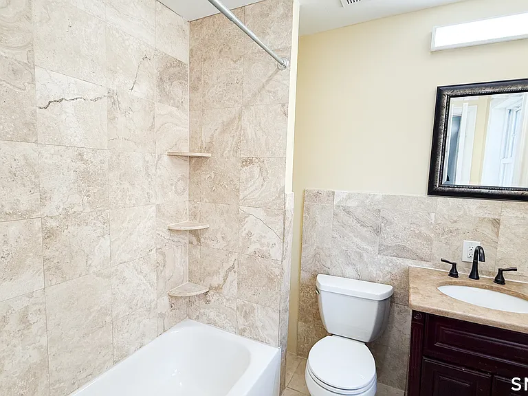 271 Seaside Ave #A — Photo 15