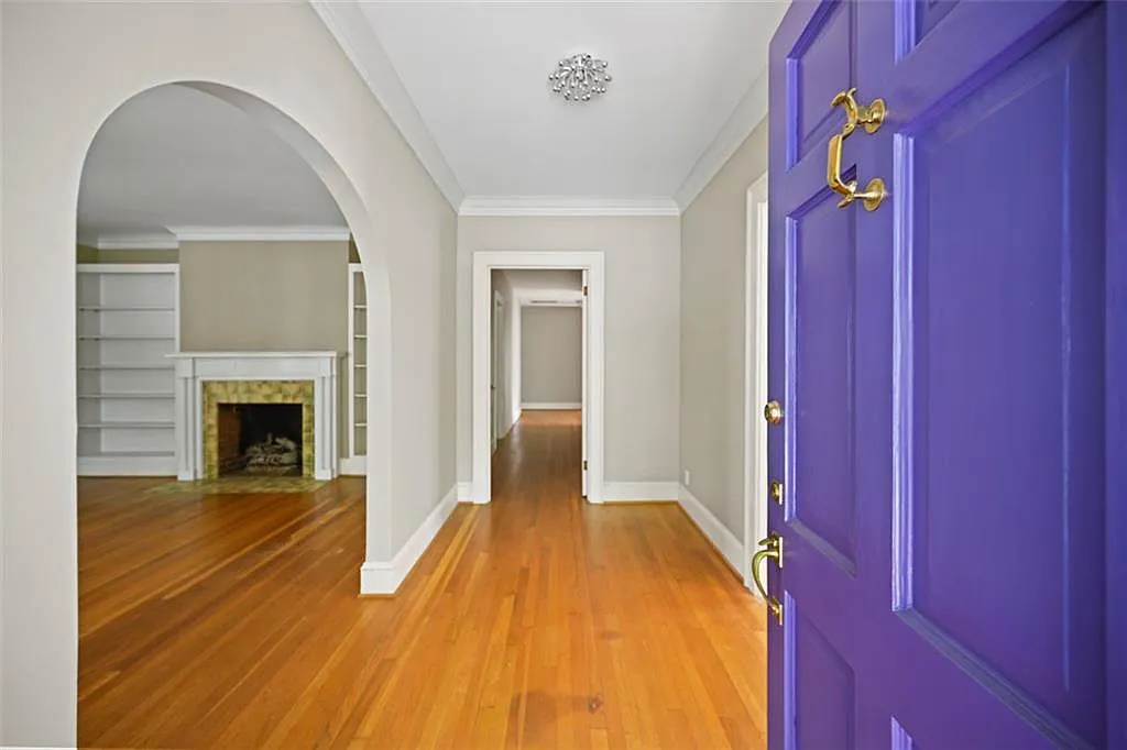 5 bed, 3.0 bath, 3295 sqft, $7,000 — Photo 4
