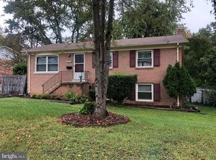 14662 Cloverdale Rd, Woodbridge, VA 22193