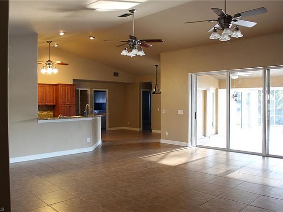 4th image of 2124 SE 5th Pl
