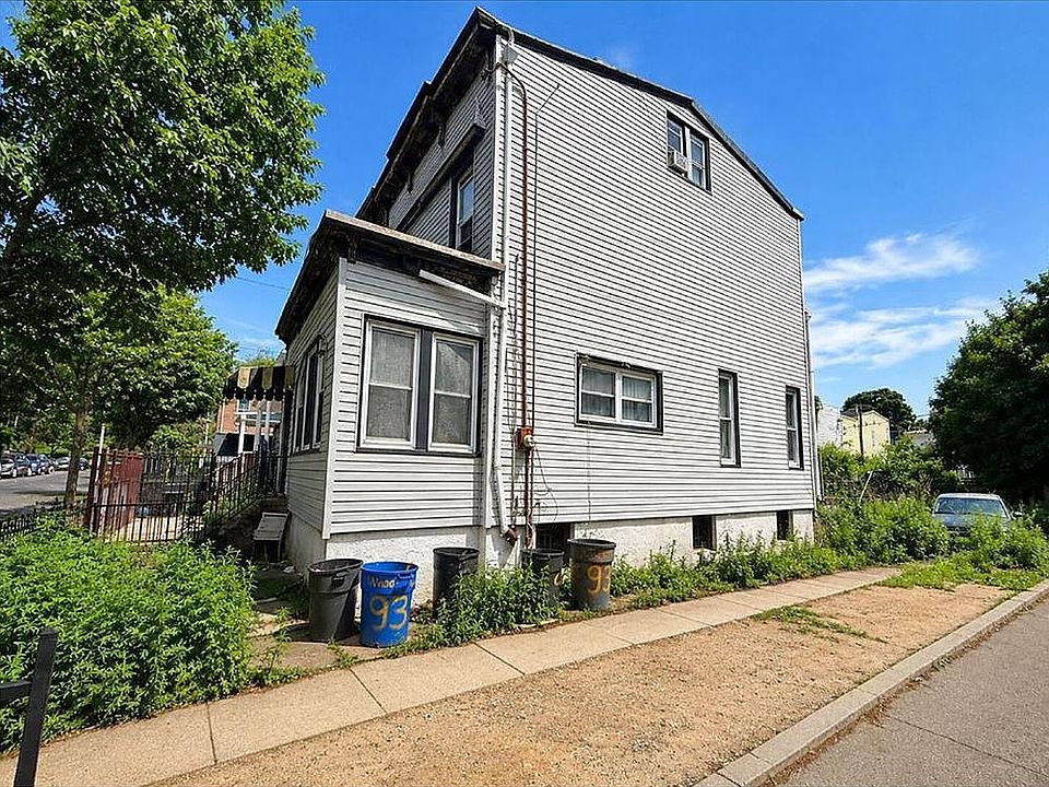 2nd image of 93 Linwood St