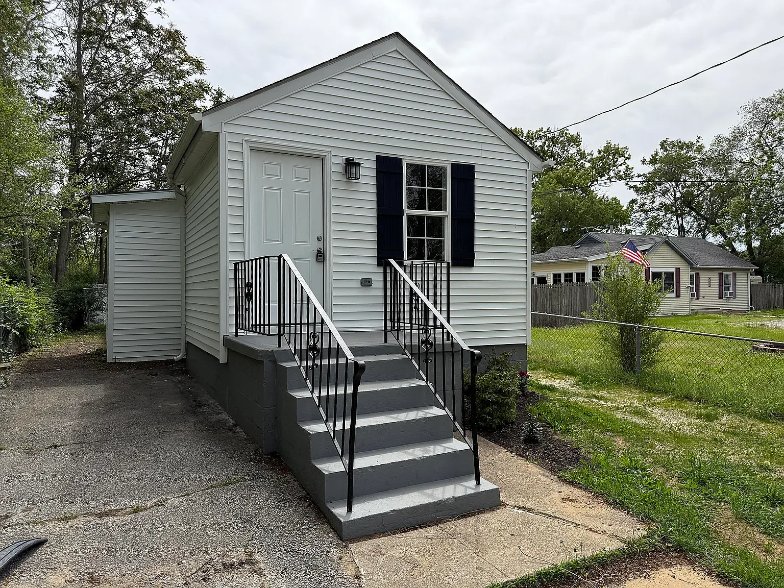 2 bed, 748 sqft, $1,500 — Photo 1