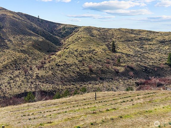 4th image of 1639 Pitcher Canyon Road