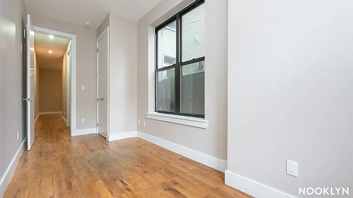 Rented by Nooklyn NYC LLC | media 12