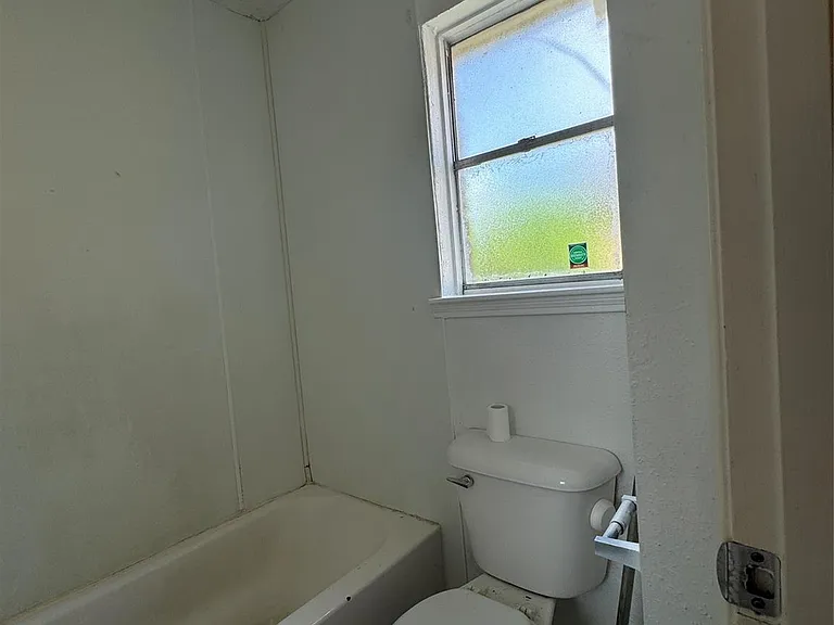 9330 Tooley Dr — Photo 16