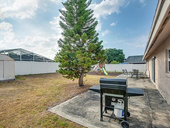 3rd image of 12161 Romero St