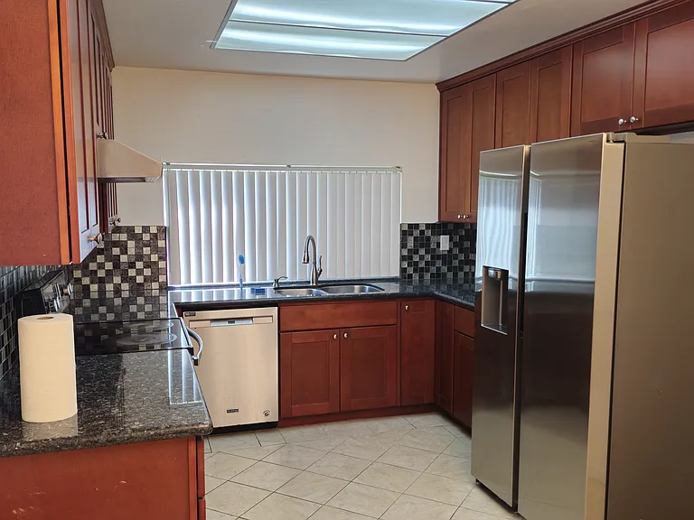 1055 Bret Knoll Ct — Photo 4