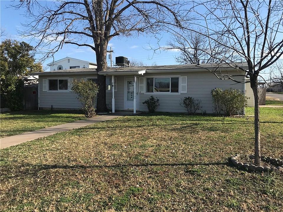 1st image of 2319 Glenwood Dr