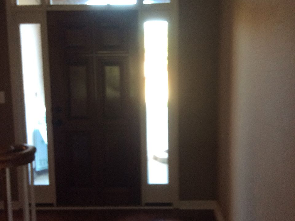Foyer/main entrance