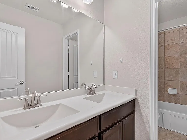 4601 Chestnut Meadows Bnd — Photo 22
