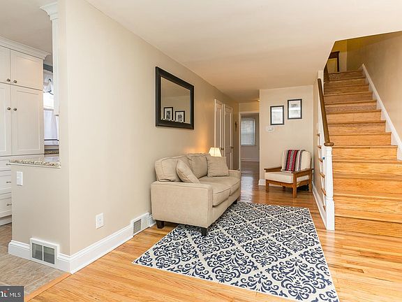 4th image of 1239 Agnew Dr
