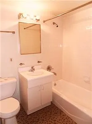 Rented by Cohen Smith Chang LLC | media 33