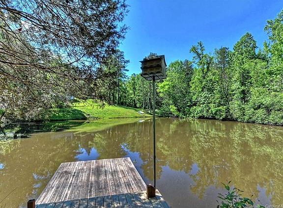 5th image of 1320 Blueberry Ln