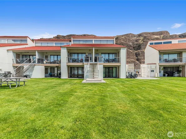 8903 Crescent Bar Road NW #18, Quincy, WA 98848