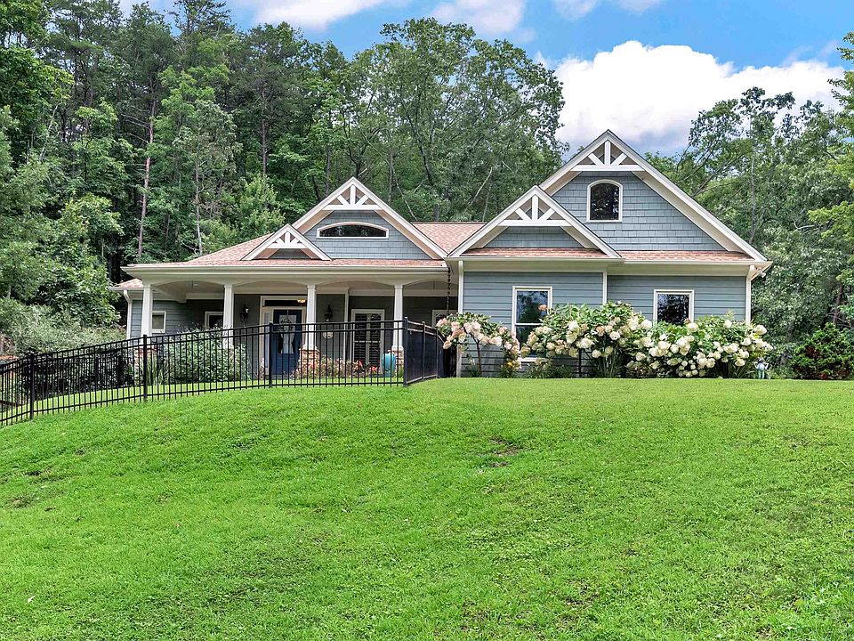 1st image of 68 Smith Cir