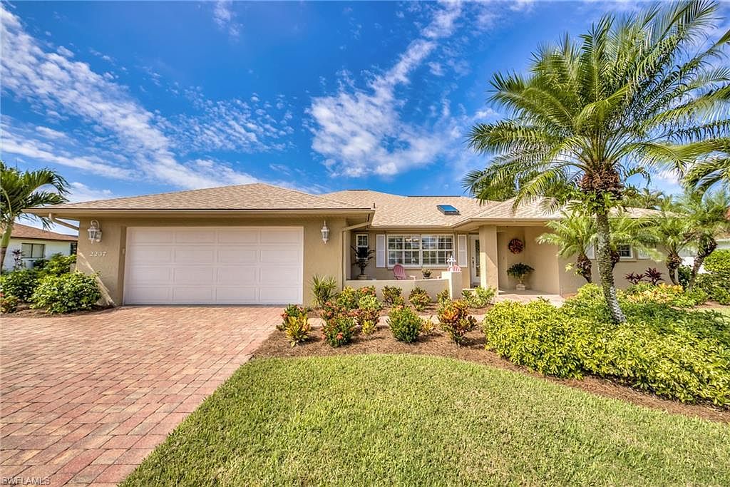 2237 Imperial Golf Course Blvd, Naples, FL 34110 Zillow