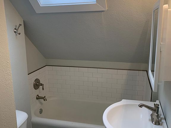 5th image of 2748 N Holton St #2